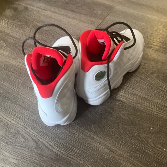 Used clothes and sneakers - Picture 8 of 15